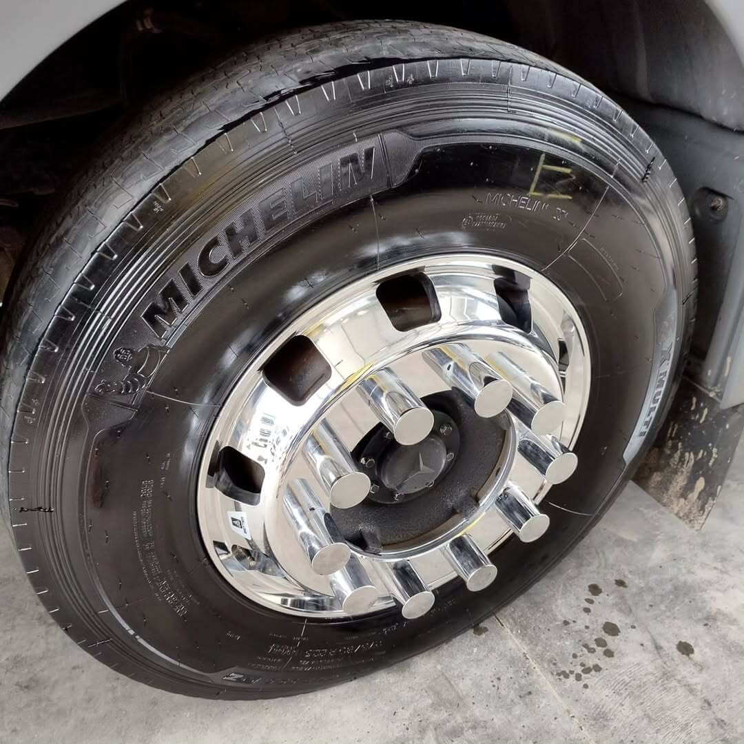 Roda ROADLINE RDS 2.0 Janela Quadrada RD-695 frota